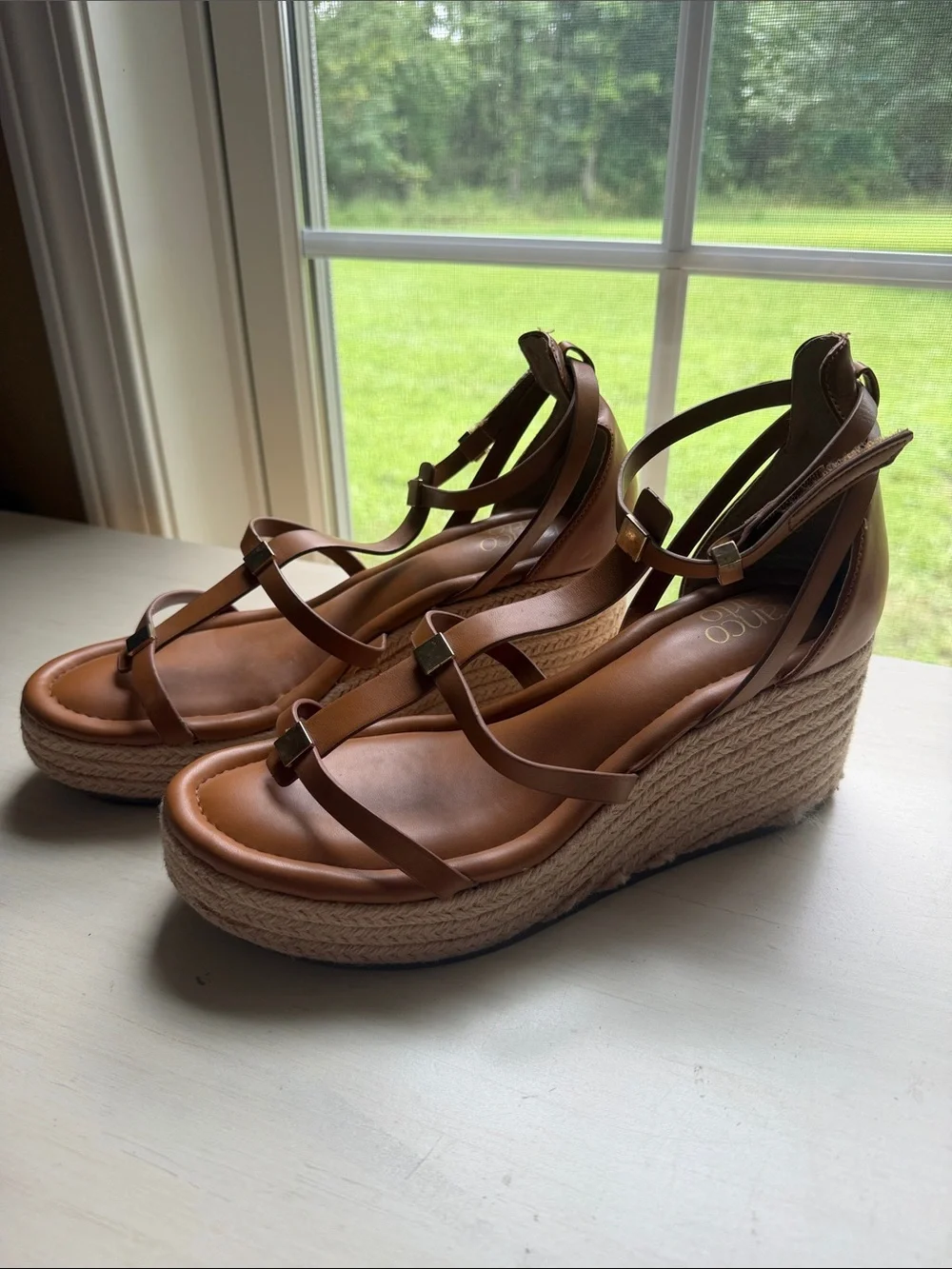 Franco Sarto Tan Wedge Sandals Women’s Size 9 Ankle Strap Velcro Closure